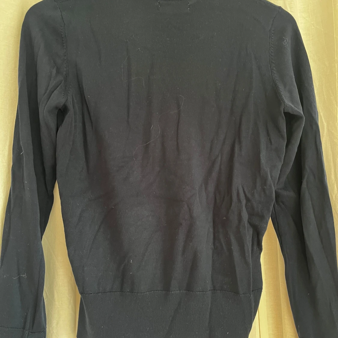 Marinblå stickad tröja från Lindex - 1