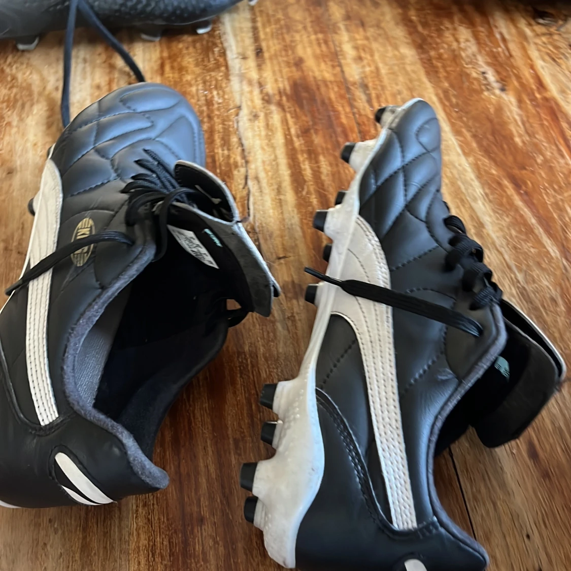 Puma King svartvita fotbollsskor - 2