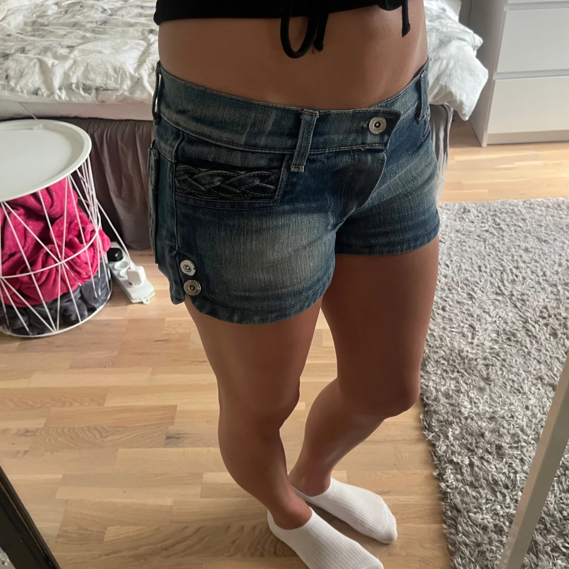 Lågmidjade jeansshorts  - 4
