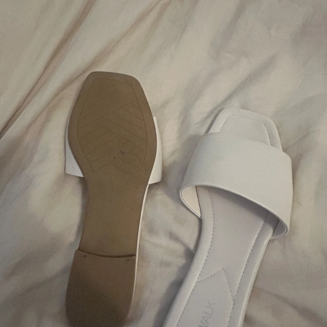 Vita sandaler från Catwalk - 2