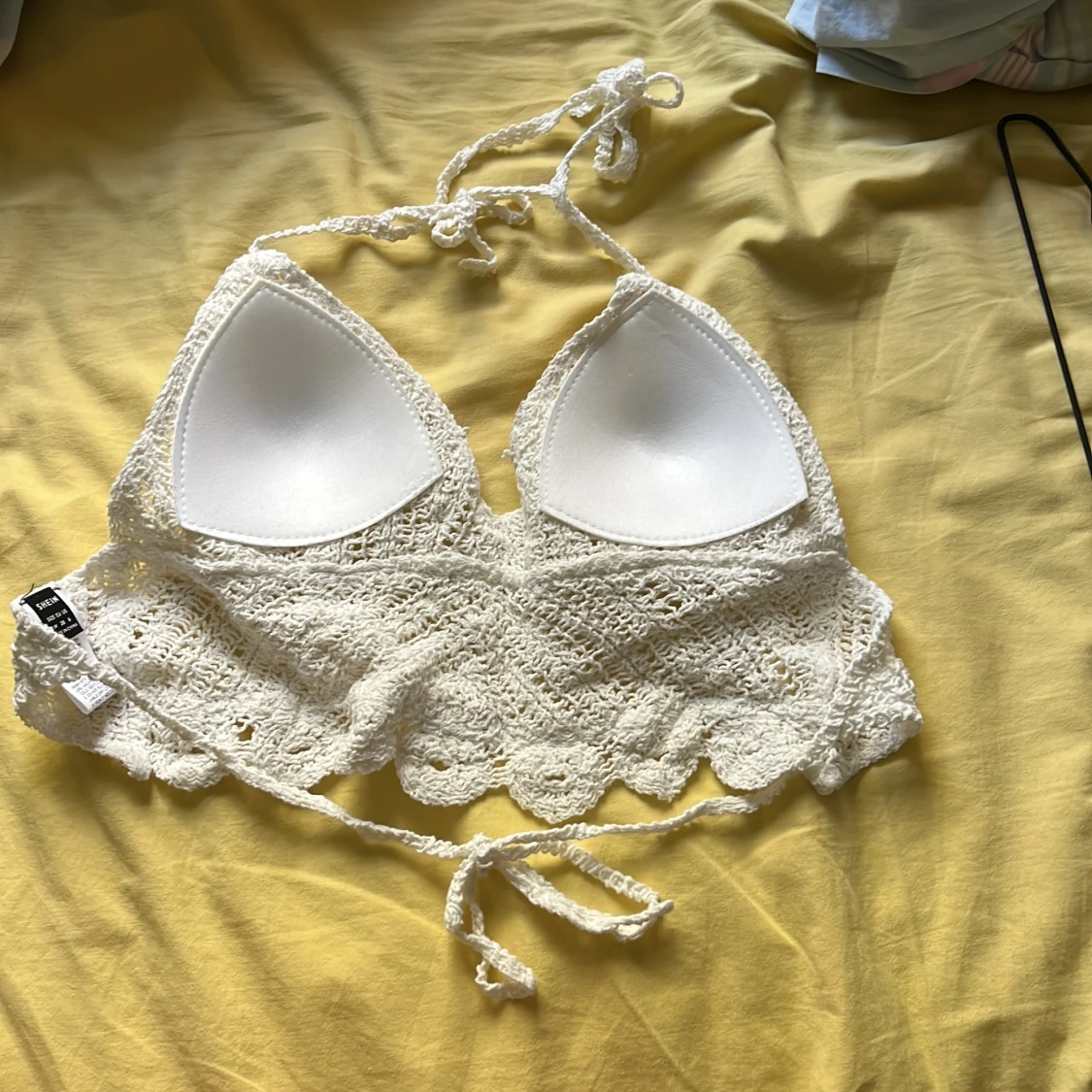 Vit virkad croppad linnetopp - 2