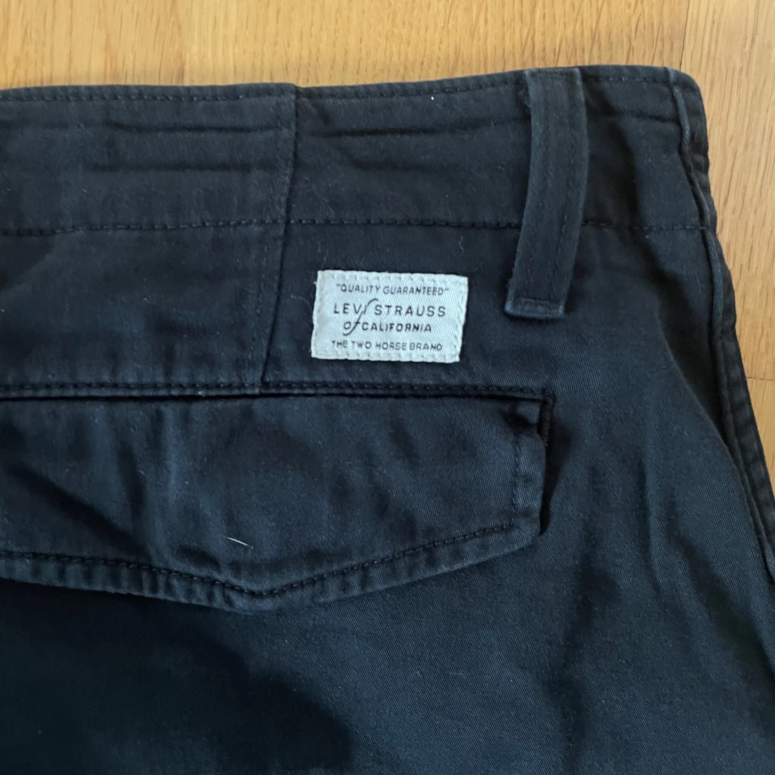 Svarta cargo byxor från Levi's XX Cargo - 3
