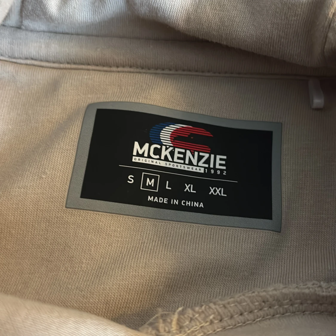 Beige hoodie från McKenzie - 2