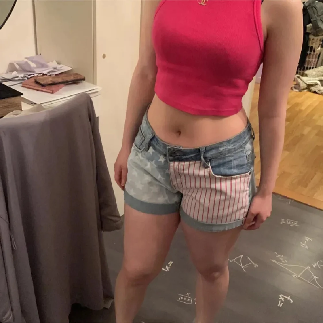 Lågmidjade Jeansshorts med amerikanskt mönster från Serious Sally