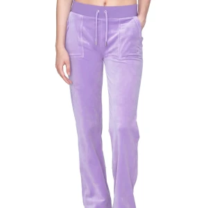 Lila juicy byxor - Säljer mina juicy byxor då dem inte kommer till användning, nästan helt nya använd några få gånger :)