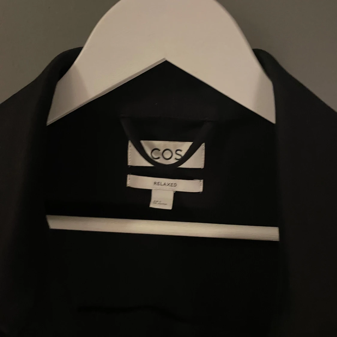 Svart overshirt från COS - 3