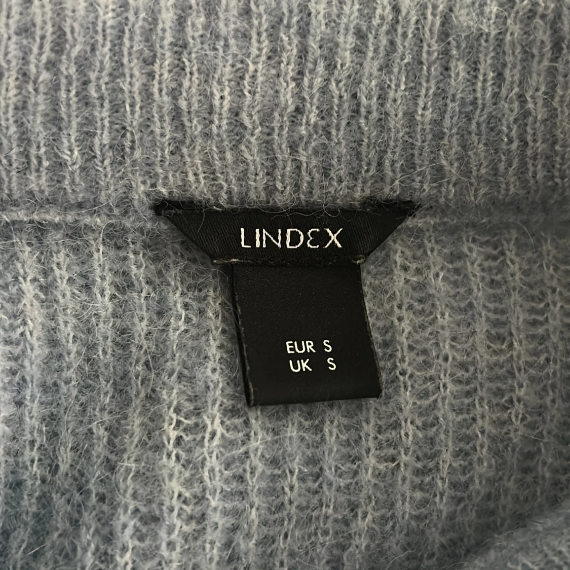 Grå stickad tröja från Lindex - 2