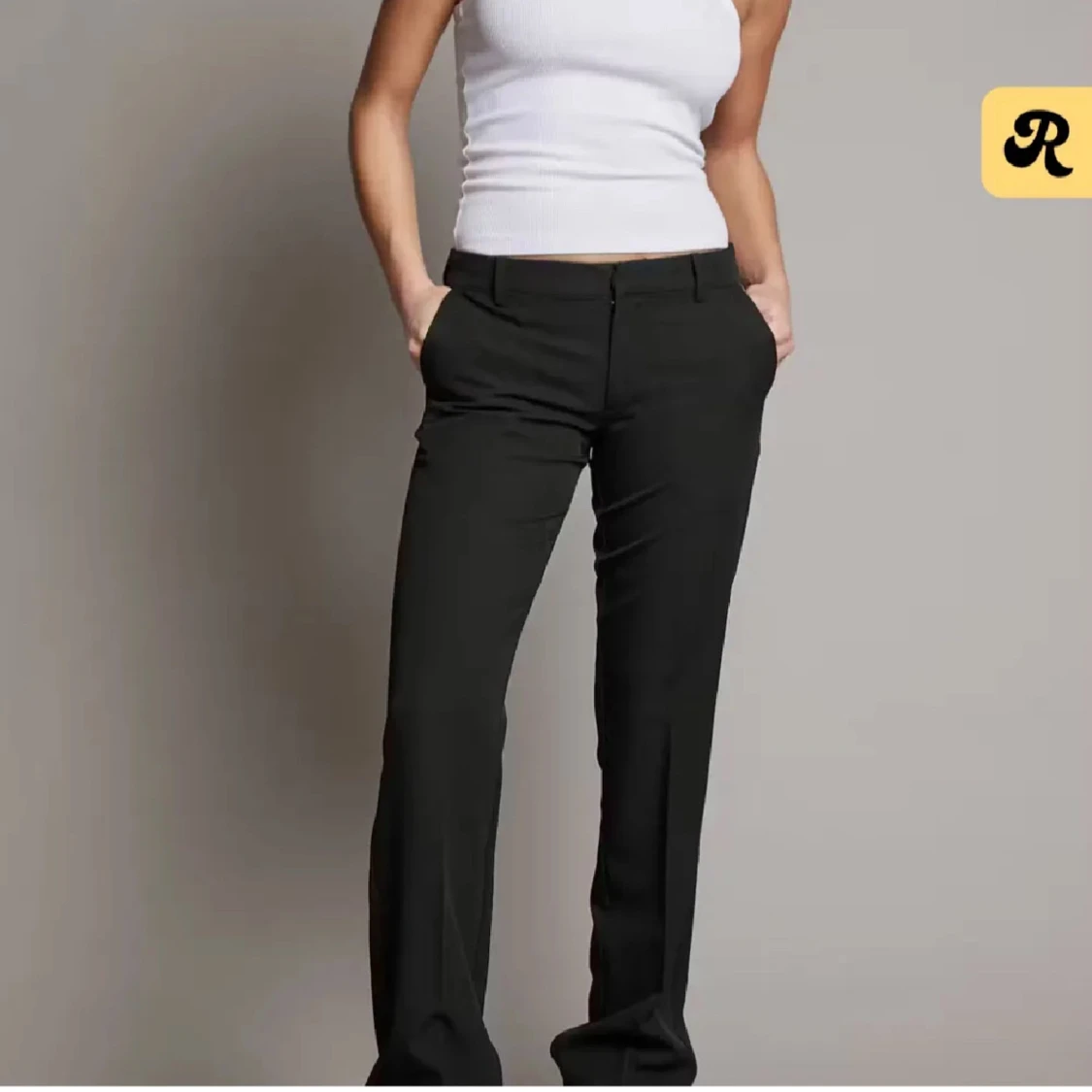Svarta kostymbyxor 