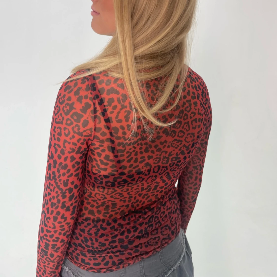 LÅNGÄRMAD MESH TRÖJA - 90