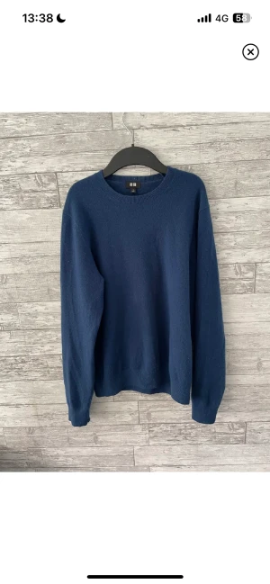 100% kashmir tröja - Kashmir tröja från uniqlo super fint skick inprincip ny!