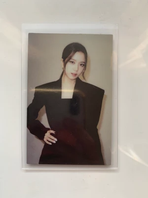 Jisoo photocard - Original from THE ALBUM album  | DMa för specifikationer om skick