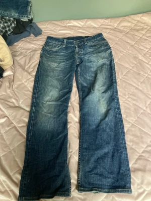 Low waist GANT JEANS. - Jätte snygga lågmidjade jeans från gant 