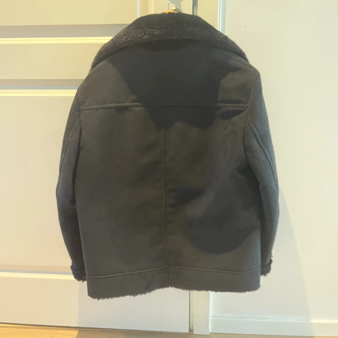 Jacka från Divided - 90