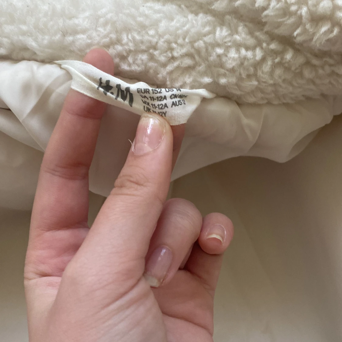 Säljer en jätte fin fluffig jacka - 91