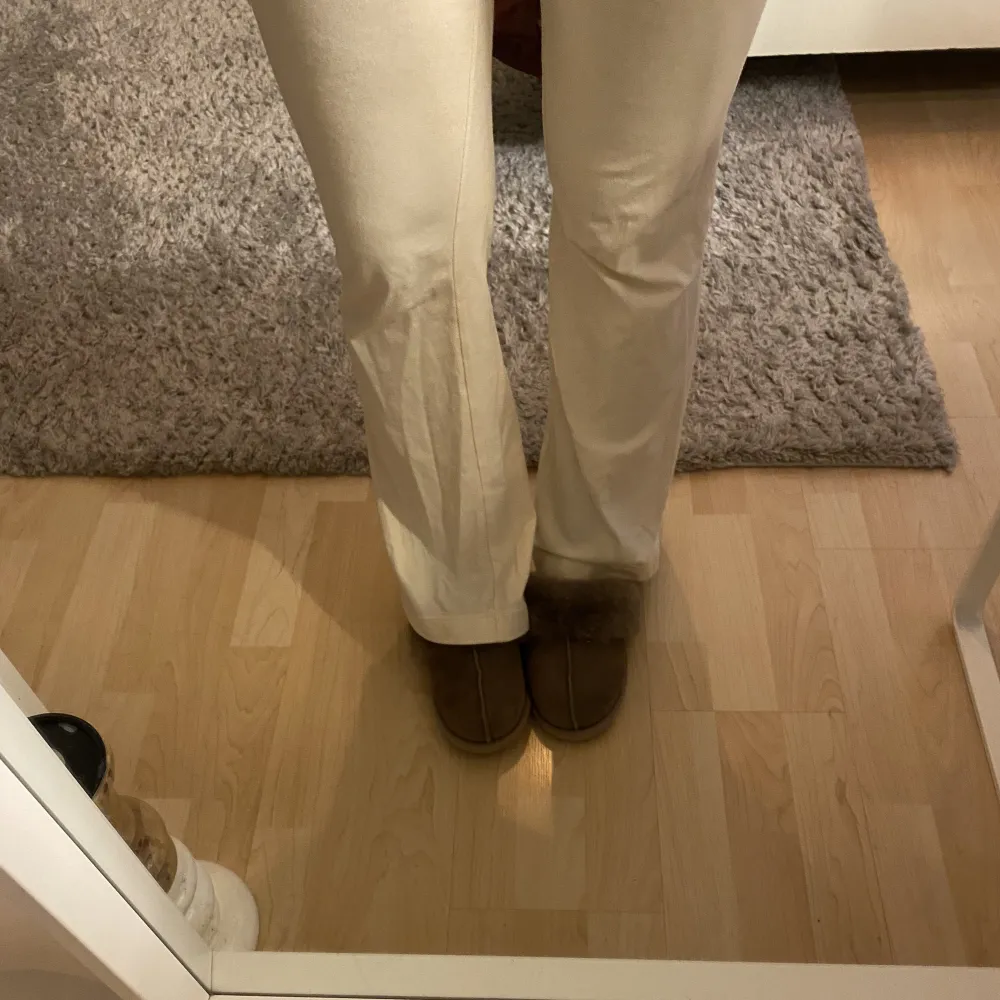 Yogapants från gina, vita 200 +frakt. Jeans & Byxor.
