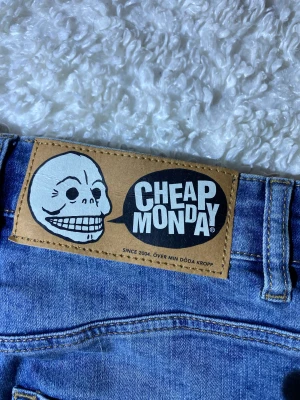 Cheap monday jeans - Aldrig använd 