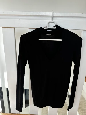 Teöja - Från Gina Tricot , jätte fin tröja.