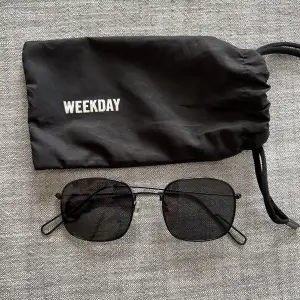 Svarta glasögon från weekday-aldrig använda 
