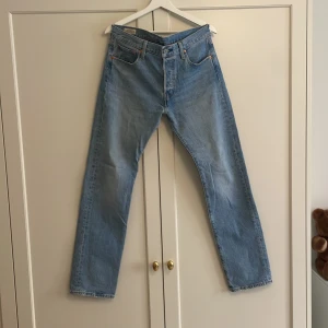 Levis 501 jeans - Storlek 30/32 Levis 501 bra skick.