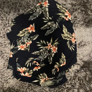 Skjorta  - Använd under sommaren 