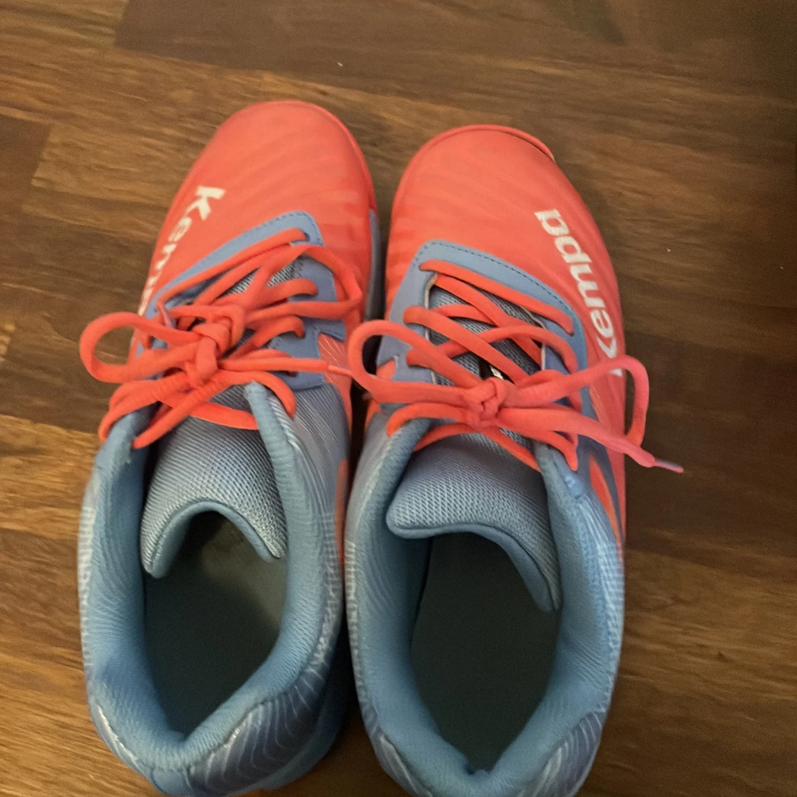 Kempa skor 👟  - 91