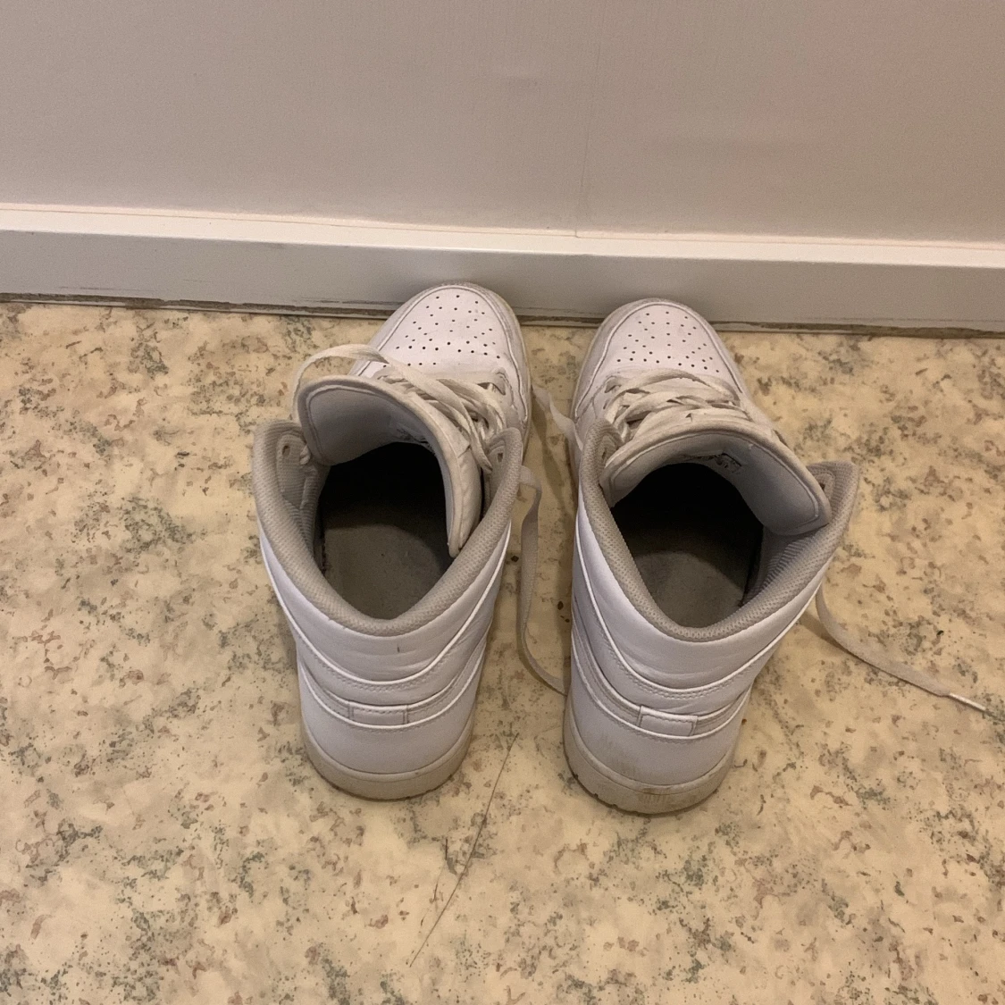 Nike Air Jordan 1 Mid  - 91