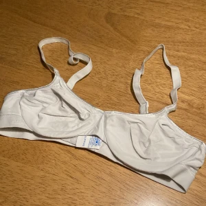 Sloggi bh - Tunn Sloggi bh  Oanvänd 