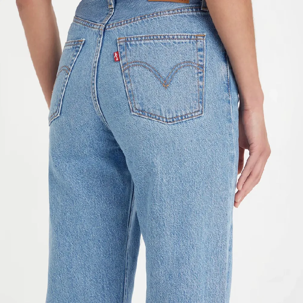 Ribcage straight jeans från Levis. Storlek w26 L27. Jeans & Byxor.