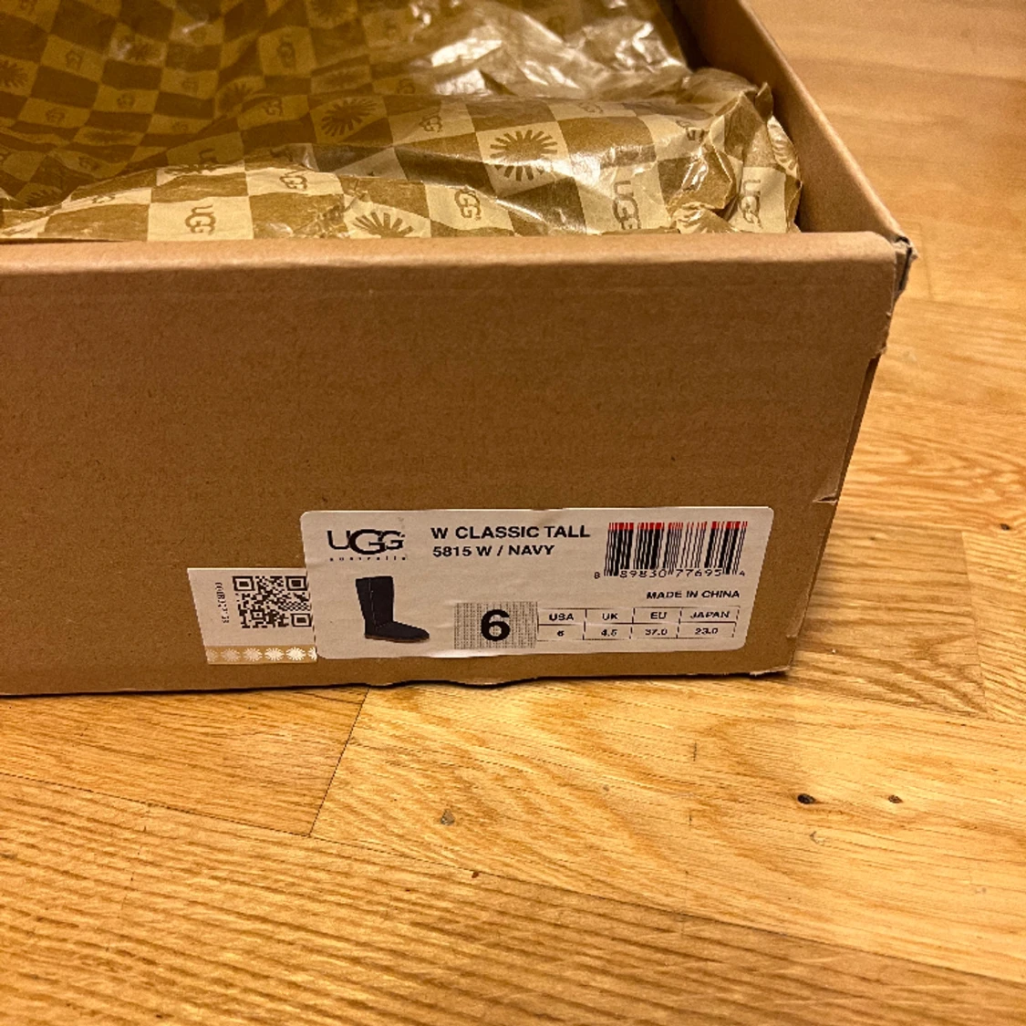 UGG classic tall navy 37 - 91