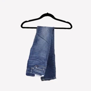 Dondup jeans - Jätte bra skick på jeansen köpte från farferch.pris kan diskuteras 