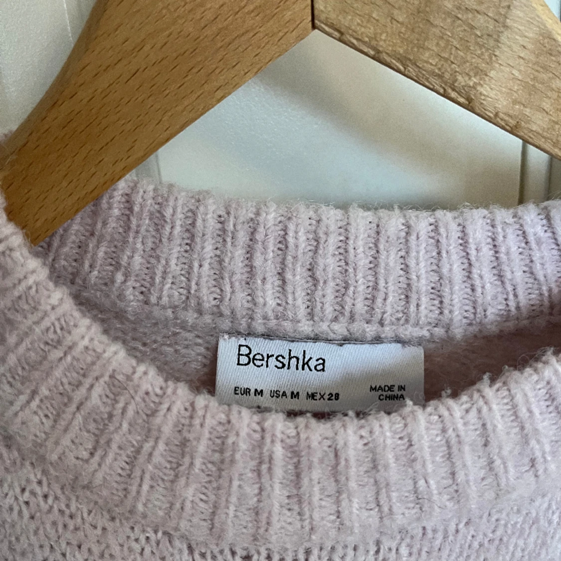 Ljusrosa stickad tröja  - 90