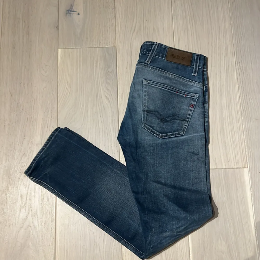 Replay JETO, slimfit modell, storlek W30/L32, Nypris 1799kr. Jeans & Byxor.