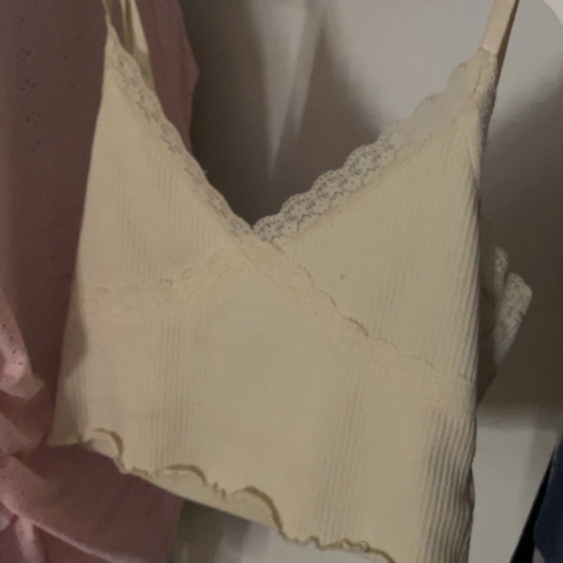 Säljer massor av tröjor på mitt konto  - 91