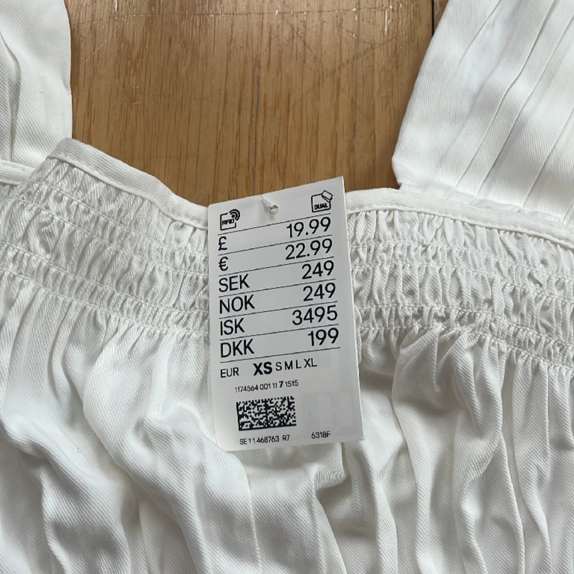 Vit volang topp - 91