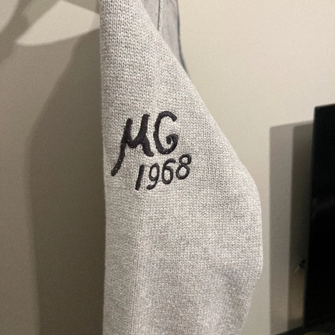 Stickad Morris sweatshirt  - 91