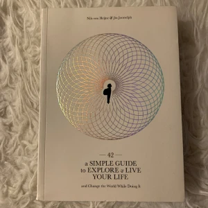 Book - A Simple Guide to Explore & Live Your Life