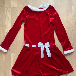 Röd Tomteklänning - Superfin röd Tomteklänning 