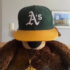 New era keps - New era keps i bra skick! Storlek 6 7/8 eller 54.9cm 🫵🏻