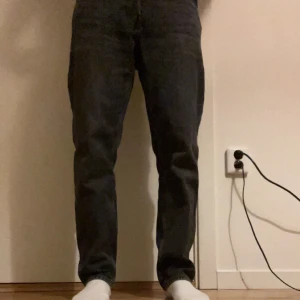 Weekday jeans - Jeans från weekday i jättefint skick, passar inte mig längre.