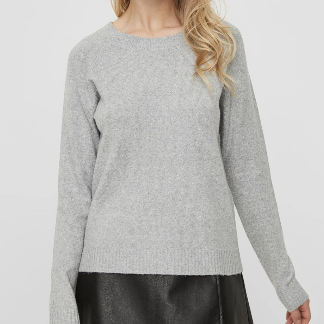 vero moda o ringad stickad tröja