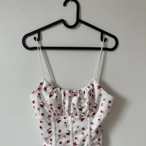 Linne  - Söt linne som tyvärr aldrig kommer till användning 