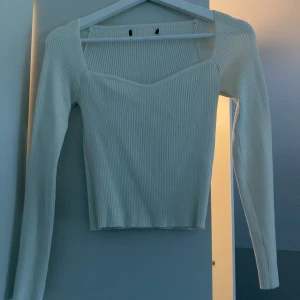 Tröja  - Super fin ingen användning 