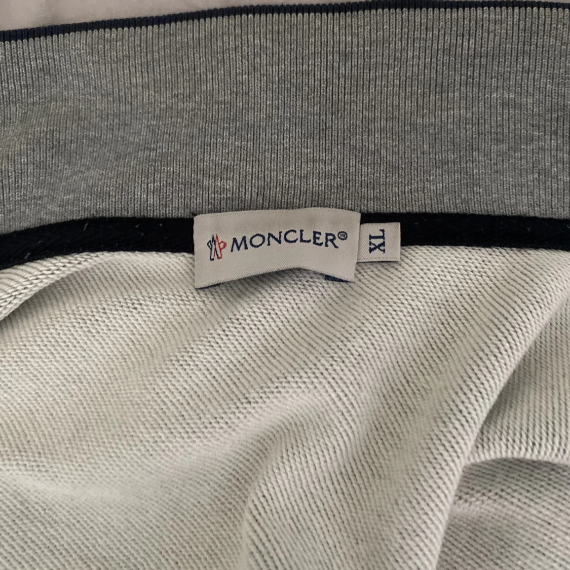 Grå Moncler tröja - 91