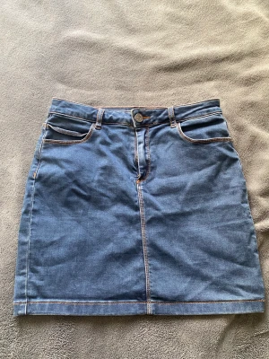 Kjol - Jätte söt jeans kjol köpt från zalando 