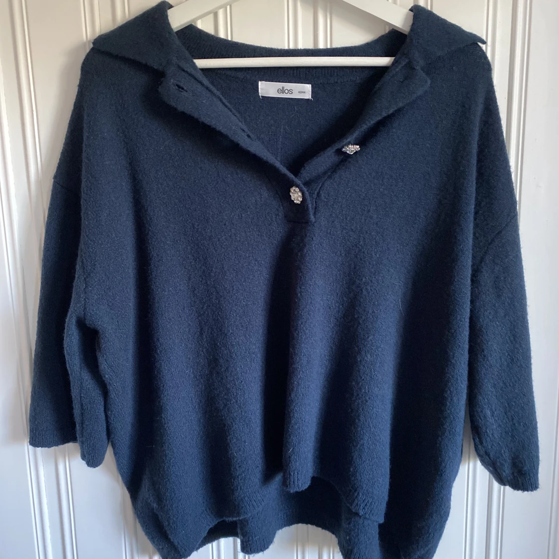 Marinblå stickad tröja - 90