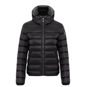 Colmar jacka - Intressekoll på min super sköna colmar jacka. Köptes ny på jhonelles för 4700❤️