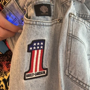 harley davidson jeans  - SWISH ONLY 🚨 MSG BEFORE BUYING. FYI: these pants are big on me (i’m pinching at the back so please don’t use me as reference, refer to the size!) 
