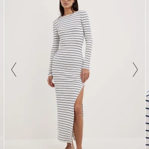 Nakd klänning - Super fin! Nypris 600