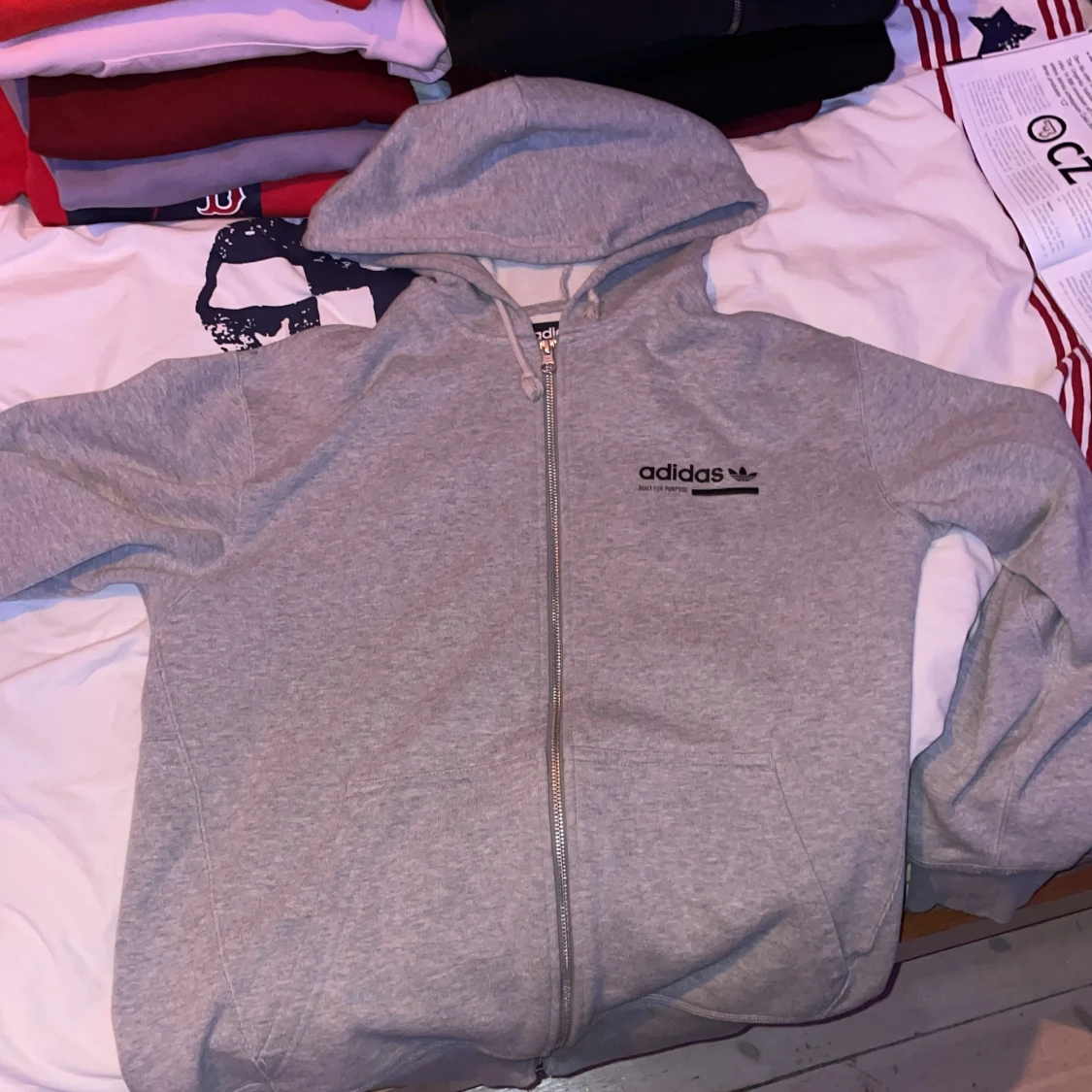 Adidas Zipper grå