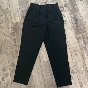 Svarta kostymbyxor  - Svarta kostymbyxor